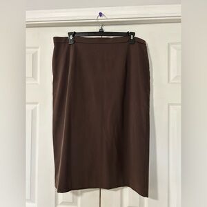 Skirt dressbarn woman size 18w brown color